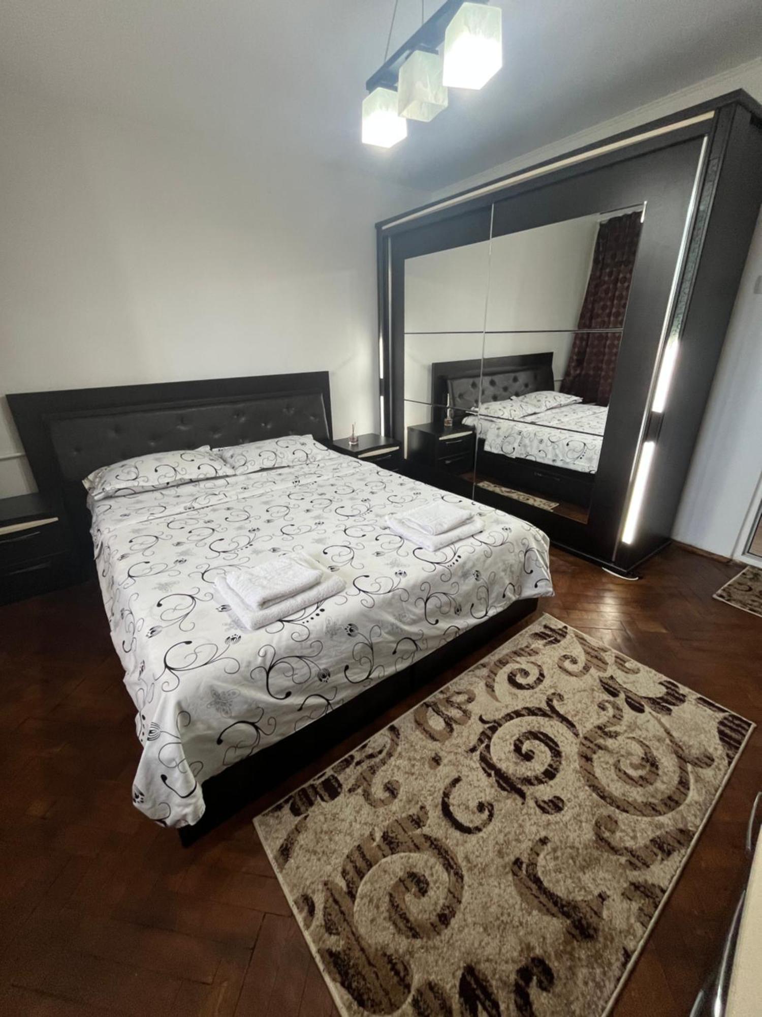 Concept Home Valcea Râmnicu Vâlcea Esterno foto